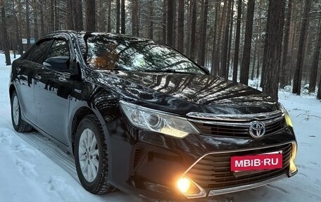 Toyota Camry, 2015 год, 2 100 000 рублей, 4 фотография