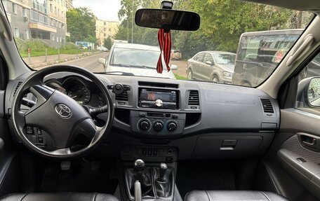 Toyota Hilux VII, 2013 год, 1 900 000 рублей, 4 фотография