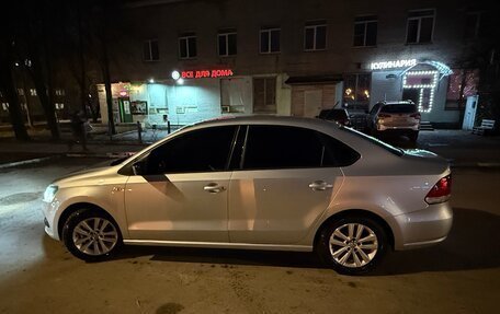 Volkswagen Polo VI (EU Market), 2013 год, 700 000 рублей, 1 фотография