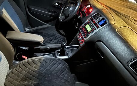 Volkswagen Polo VI (EU Market), 2013 год, 700 000 рублей, 7 фотография