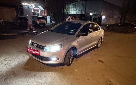 Volkswagen Polo VI (EU Market), 2013 год, 700 000 рублей, 3 фотография