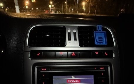 Volkswagen Polo VI (EU Market), 2013 год, 700 000 рублей, 12 фотография