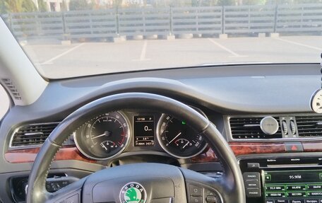 Skoda Superb III рестайлинг, 2013 год, 750 000 рублей, 10 фотография