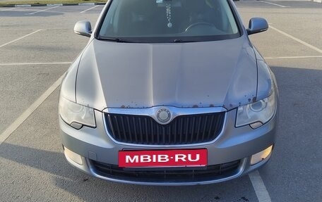 Skoda Superb III рестайлинг, 2013 год, 750 000 рублей, 2 фотография