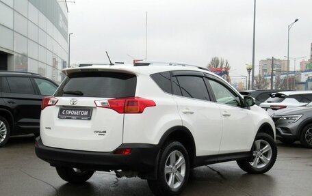 Toyota RAV4, 2014 год, 1 950 000 рублей, 5 фотография