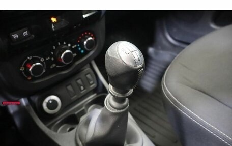 Renault Duster I рестайлинг, 2017 год, 991 000 рублей, 12 фотография