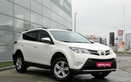 Toyota RAV4, 2014 год, 1 950 000 рублей, 3 фотография