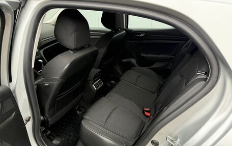 Renault Megane IV, 2019 год, 1 300 000 рублей, 8 фотография