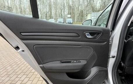 Renault Megane IV, 2019 год, 1 300 000 рублей, 22 фотография