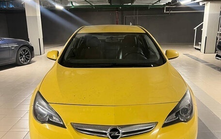 Opel Astra J, 2013 год, 900 000 рублей, 1 фотография
