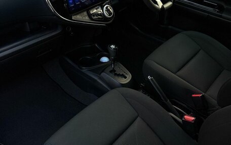 Toyota Aqua I, 2019 год, 1 550 000 рублей, 15 фотография