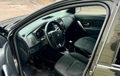 Renault Logan II, 2014 год, 700 000 рублей, 8 фотография