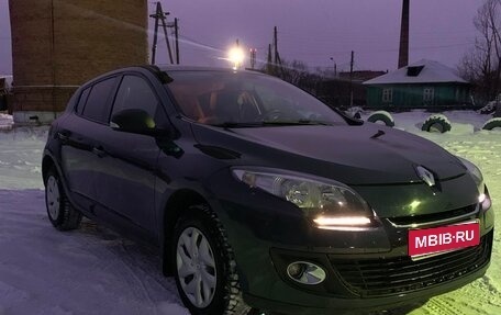 Renault Megane III, 2013 год, 800 000 рублей, 1 фотография
