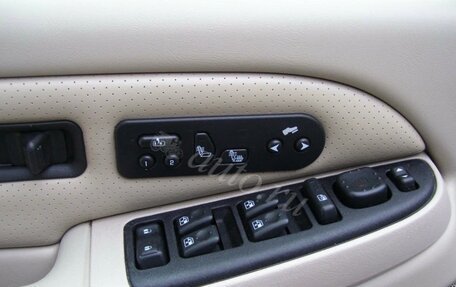 Cadillac Escalade II, 2004 год, 895 000 рублей, 9 фотография