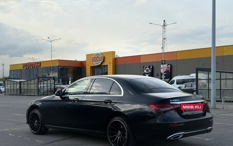 Mercedes-Benz E-Класс, 2020 год, 2 150 000 рублей, 7 фотография