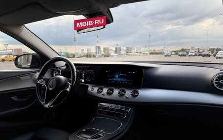 Mercedes-Benz E-Класс, 2020 год, 2 150 000 рублей, 11 фотография