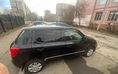 Skoda Fabia II, 2011 год, 380 000 рублей, 2 фотография