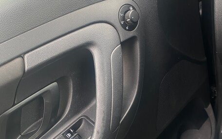 Skoda Fabia II, 2011 год, 380 000 рублей, 6 фотография