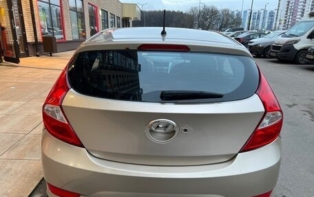 Hyundai Solaris II рестайлинг, 2011 год, 530 000 рублей, 4 фотография