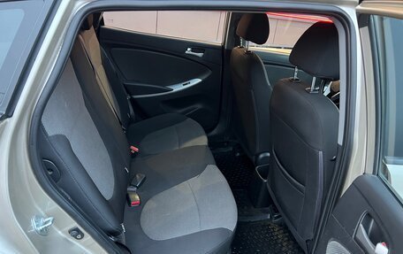 Hyundai Solaris II рестайлинг, 2011 год, 530 000 рублей, 6 фотография