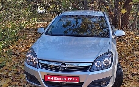 Opel Astra H, 2013 год, 550 000 рублей, 3 фотография