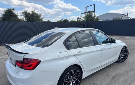BMW 3 серия, 2018 год, 2 390 000 рублей, 11 фотография