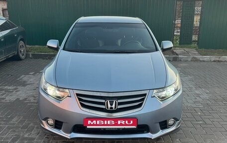 Honda Accord VIII рестайлинг, 2011 год, 1 300 000 рублей, 5 фотография
