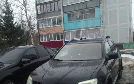 Mitsubishi Outlander III рестайлинг 3, 2007 год, 630 000 рублей, 4 фотография