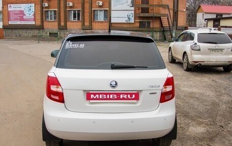 Skoda Fabia II, 2011 год, 650 000 рублей, 6 фотография