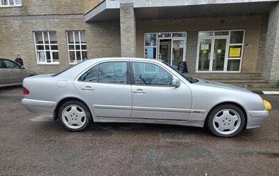 Mercedes-Benz E-Класс, 2001 год, 850 000 рублей, 1 фотография