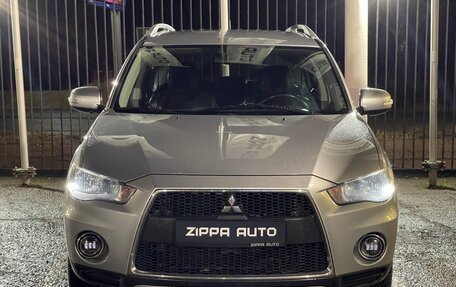 Mitsubishi Outlander III рестайлинг 3, 2010 год, 1 259 000 рублей, 2 фотография