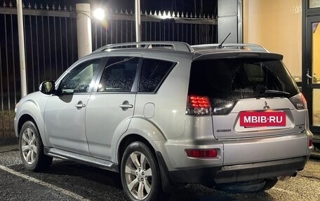 Mitsubishi Outlander III рестайлинг 3, 2010 год, 1 259 000 рублей, 6 фотография