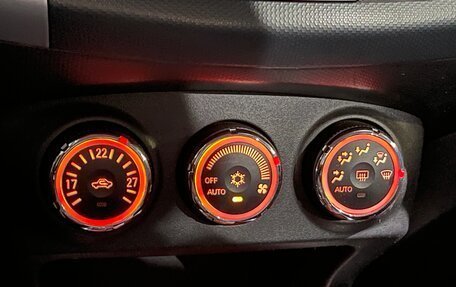 Mitsubishi Outlander III рестайлинг 3, 2010 год, 1 259 000 рублей, 17 фотография