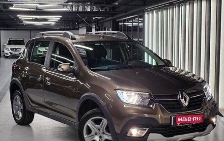 Renault Sandero II рестайлинг, 2020 год, 1 280 000 рублей, 1 фотография