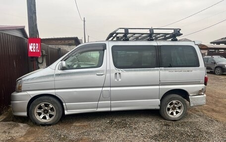 Toyota Touring HiAce I, 2000 год, 650 000 рублей, 1 фотография