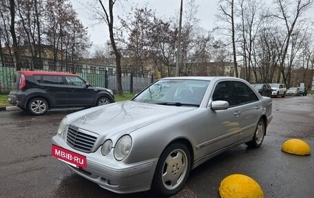 Mercedes-Benz E-Класс, 2001 год, 850 000 рублей, 7 фотография