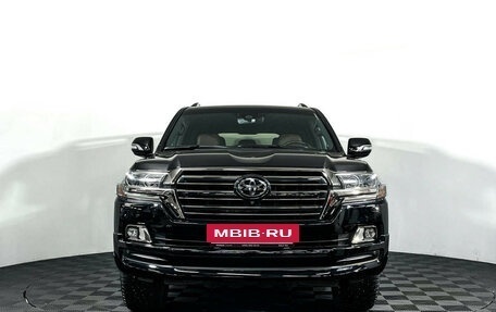 Toyota Land Cruiser 200, 2017 год, 7 997 000 рублей, 2 фотография