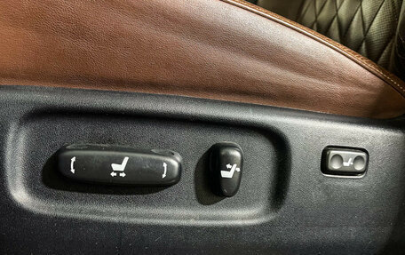 Toyota Land Cruiser 200, 2017 год, 7 997 000 рублей, 16 фотография