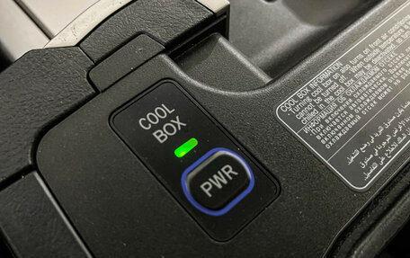 Toyota Land Cruiser 200, 2017 год, 7 997 000 рублей, 21 фотография