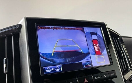 Toyota Land Cruiser 200, 2017 год, 7 997 000 рублей, 24 фотография