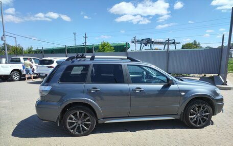 Mitsubishi Outlander III рестайлинг 3, 2005 год, 550 000 рублей, 3 фотография