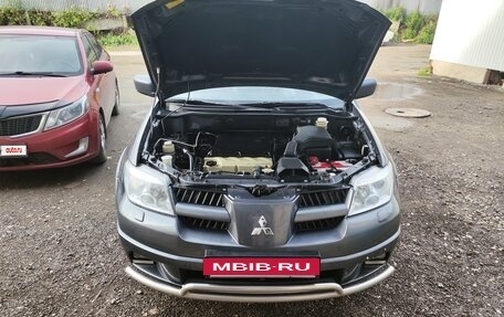 Mitsubishi Outlander III рестайлинг 3, 2005 год, 550 000 рублей, 14 фотография