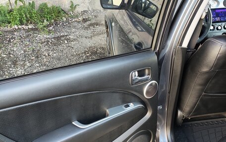 Mitsubishi Outlander III рестайлинг 3, 2005 год, 550 000 рублей, 19 фотография