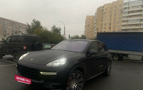 Porsche Cayenne III, 2015 год, 3 999 000 рублей, 2 фотография