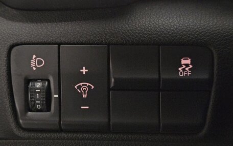 KIA Sportage IV рестайлинг, 2018 год, 2 250 000 рублей, 21 фотография