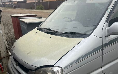 Toyota Touring HiAce I, 2000 год, 650 000 рублей, 3 фотография