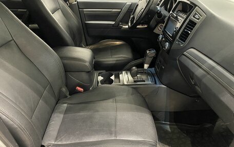 Mitsubishi Pajero IV, 2014 год, 2 059 000 рублей, 9 фотография