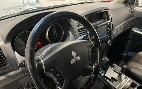 Mitsubishi Pajero IV, 2014 год, 2 059 000 рублей, 13 фотография