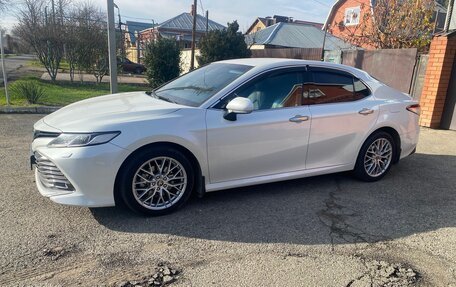 Toyota Camry, 2019 год, 2 890 000 рублей, 5 фотография
