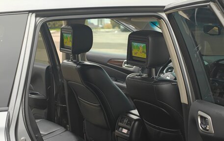 Nissan Pathfinder, 2014 год, 1 600 000 рублей, 30 фотография